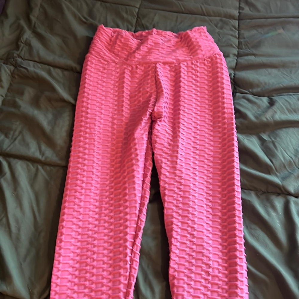 Pink leggings